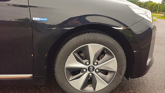 Hyundai IONIQ 7 of 11