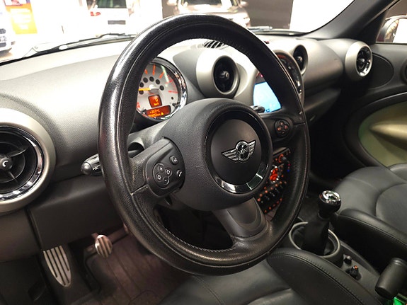MINI Cooper S 29 of 30