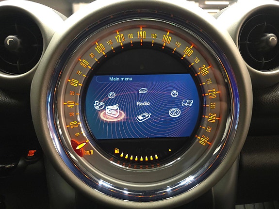 MINI Cooper S 19 of 30