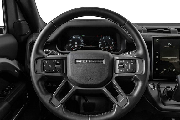 Land Rover Defender 110 13 of 30