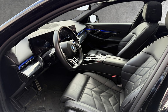 BMW i5 5 of 20