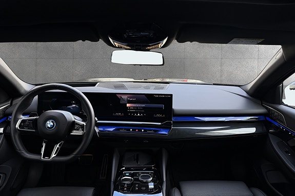 BMW i5 9 of 20