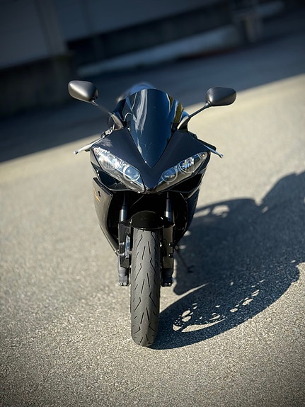 Yamaha YZF-R1 6 of 7