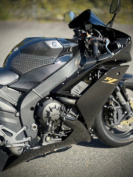 Yamaha YZF-R1 7 of 7