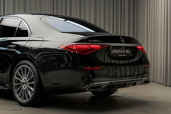 Mercedes-Benz S580 e 15 of 30