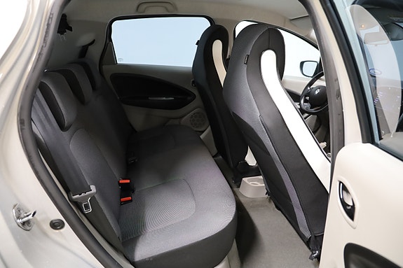 Renault Zoe 12 of 13