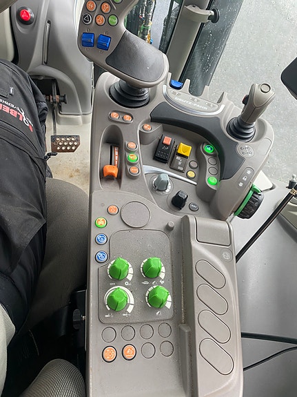 Deutz Fahr 6165.4 RC Shift 13 of 18