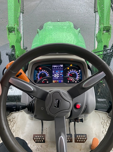 Deutz Fahr 6165.4 RC Shift 10 of 18