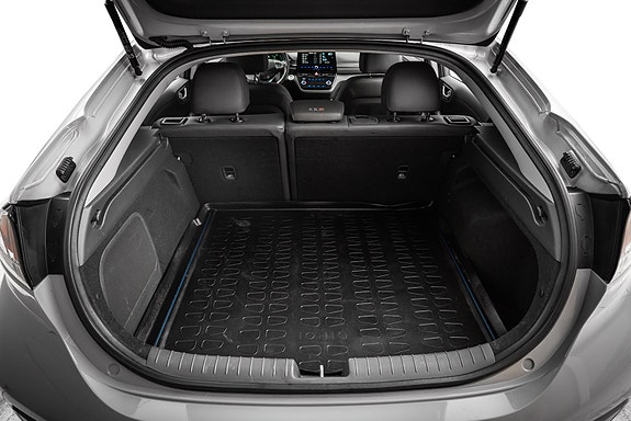 Hyundai IONIQ 26 of 29