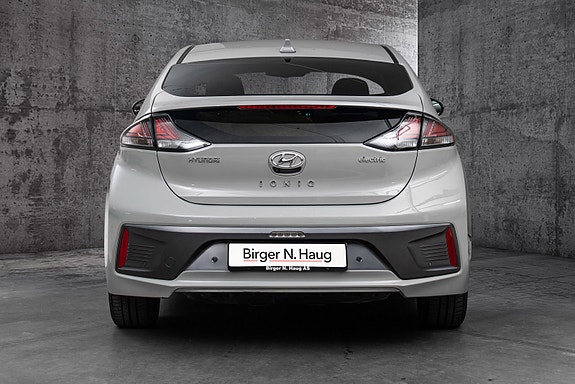 Hyundai IONIQ 6 of 29