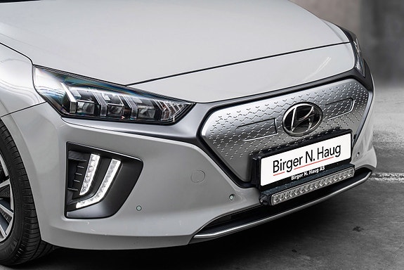 Hyundai IONIQ 4 of 29