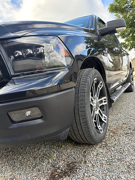 Dodge RAM 19 of 23