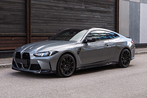 BMW M4 7 of 30
