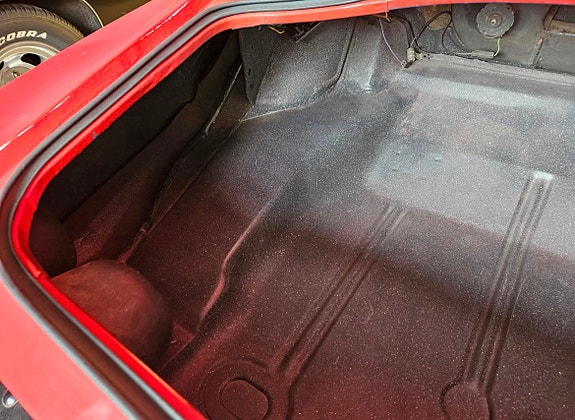 Chevrolet Camaro 17 of 23