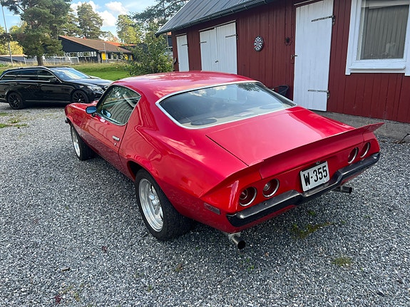 Chevrolet Camaro 7 of 23