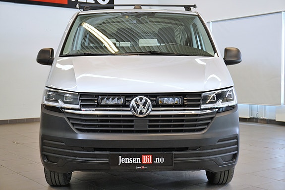 Volkswagen Transporter 2 of 28