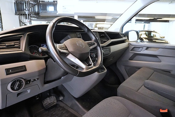 Volkswagen Transporter 11 of 28