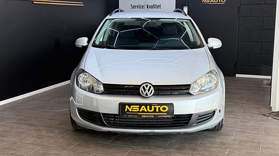 Volkswagen Golf VI 2 of 30