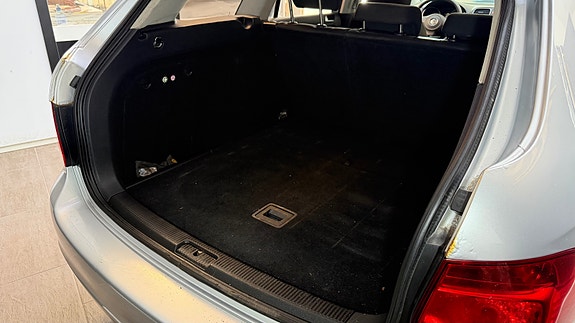 Volkswagen Golf VI 18 of 30