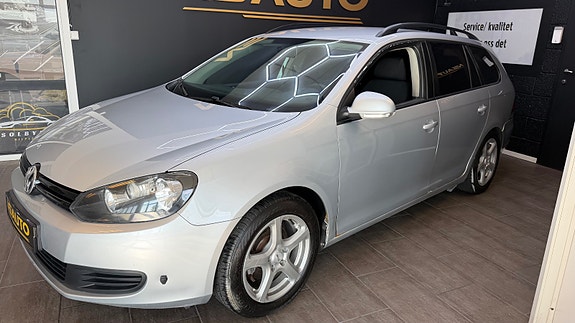 Volkswagen Golf VI 11 of 30