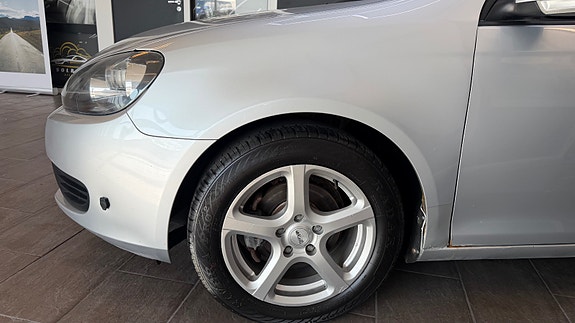 Volkswagen Golf VI 10 of 30