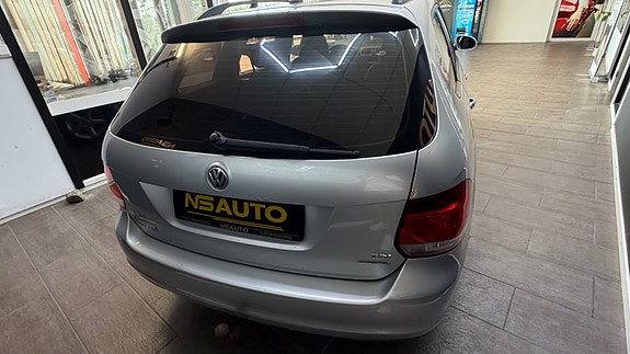 Volkswagen Golf VI 8 of 30