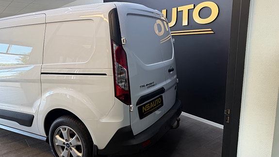 Ford Transit Connect 7 of 30