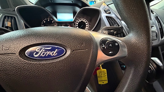 Ford Transit Connect 27 of 30