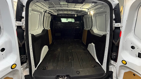 Ford Transit Connect 20 of 30