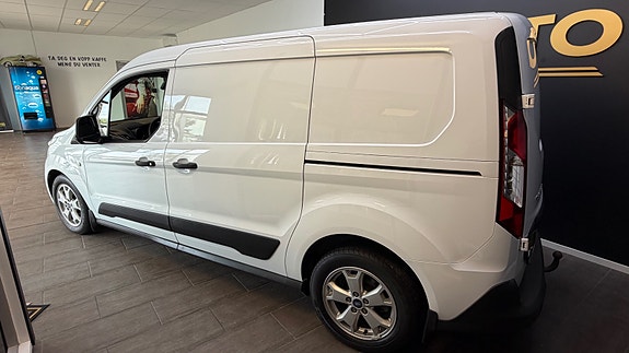 Ford Transit Connect 6 of 30