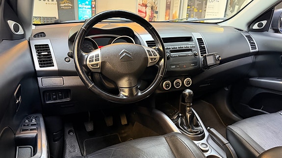 Citroen C-Crosser 27 of 30