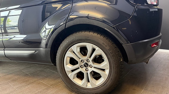 Land Rover Range Rover Evoque 9 of 30