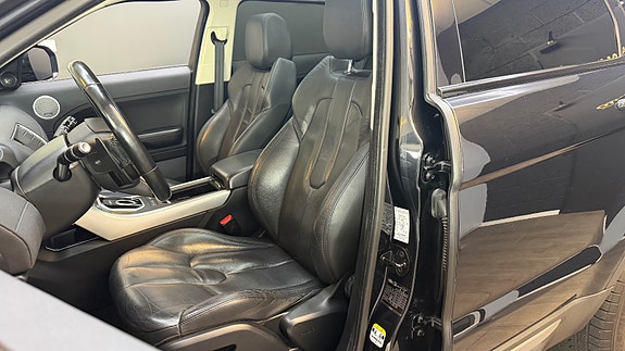 Land Rover Range Rover Evoque 14 of 30