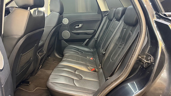 Land Rover Range Rover Evoque 15 of 30