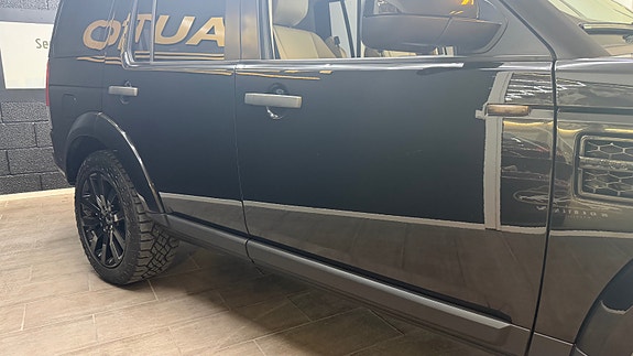 Land Rover Discovery 4 3 of 30