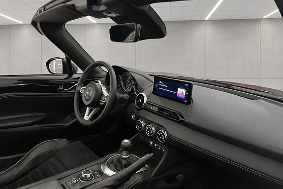 Mazda MX-5 14 of 22
