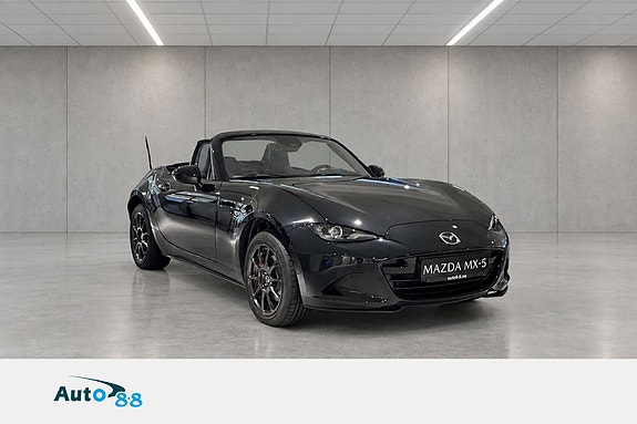 Mazda MX-5 4 of 22
