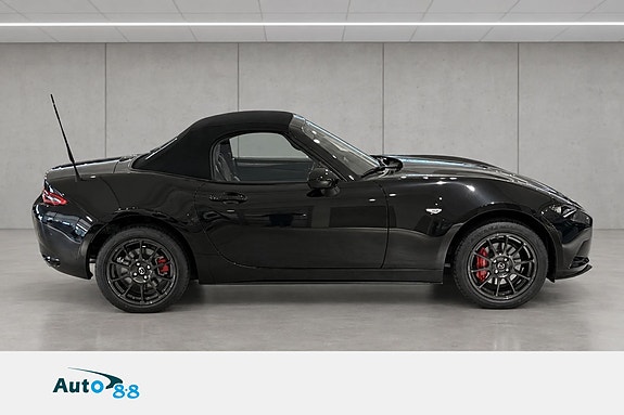 Mazda MX-5 10 of 22