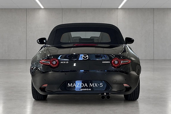 Mazda MX-5 7 of 22