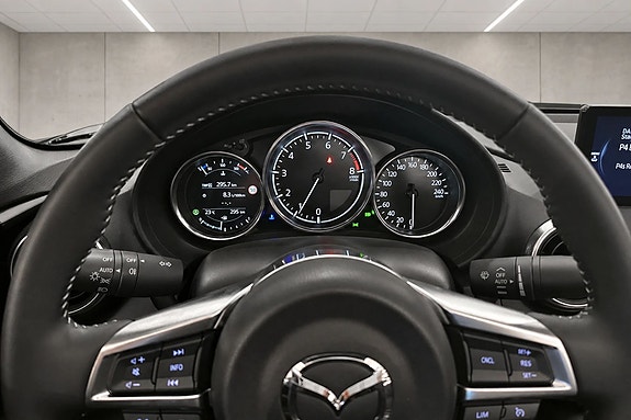Mazda MX-5 12 of 22