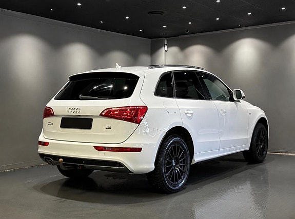 Audi Q5 6 of 17