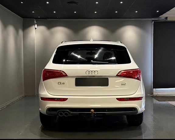 Audi Q5 7 of 17