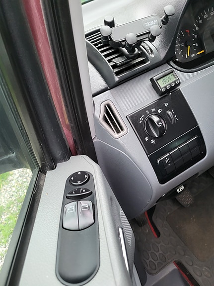 Mercedes-Benz Vito 109 15 of 30