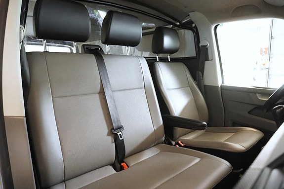 Volkswagen Transporter 25 of 30
