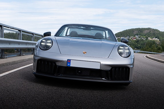 Porsche 911 23 of 30