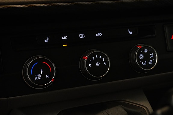 Volkswagen Transporter 23 of 30