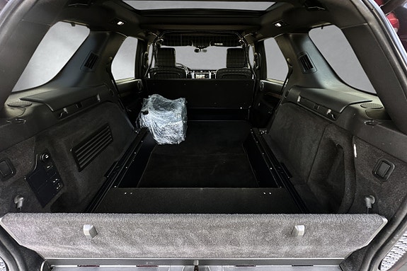 Land Rover Discovery 19 of 24
