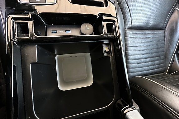 Land Rover Discovery 17 of 24