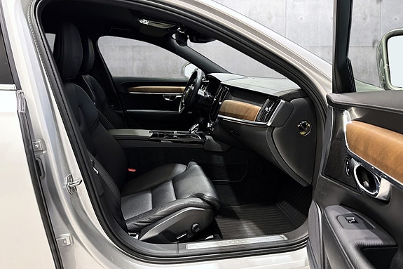 Volvo S90 19 of 21