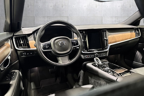 Volvo S90 9 of 21